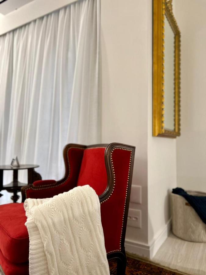 Flat No Itaim * São Paulo
